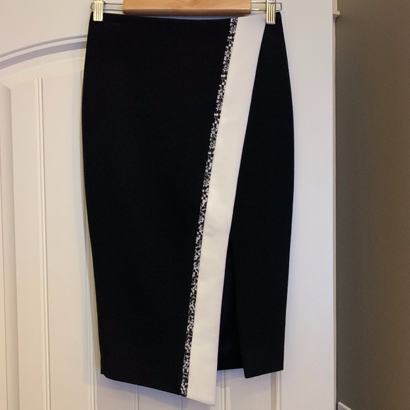 Elizabeth and James pencil skirt - Picture 2 of 4